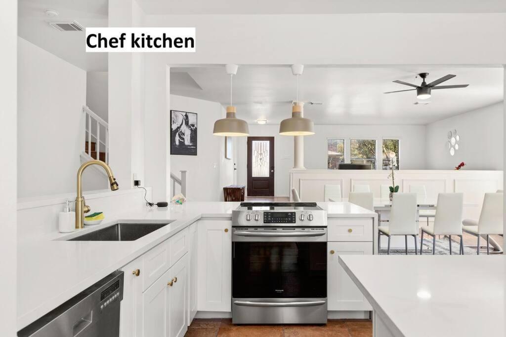 5 Bedrooms With Chefs Kitchen 2 Masters Room And Game Lounge Сан Антонио Екстериор снимка